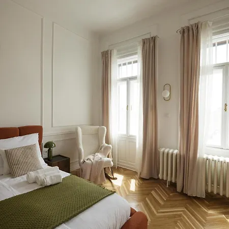 Baross Center Apartment *